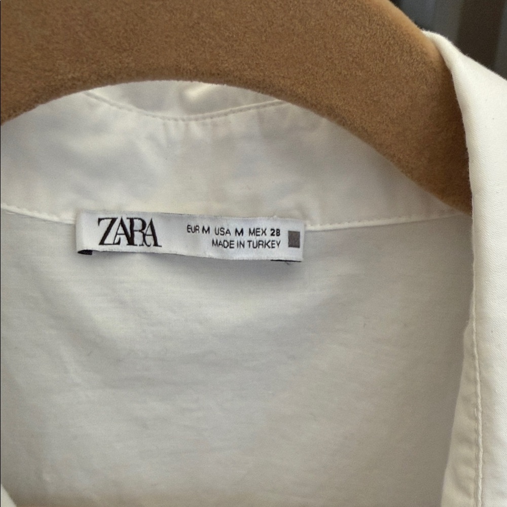 Zara White Casual Button-Down Shirt - Picture 2 of 4